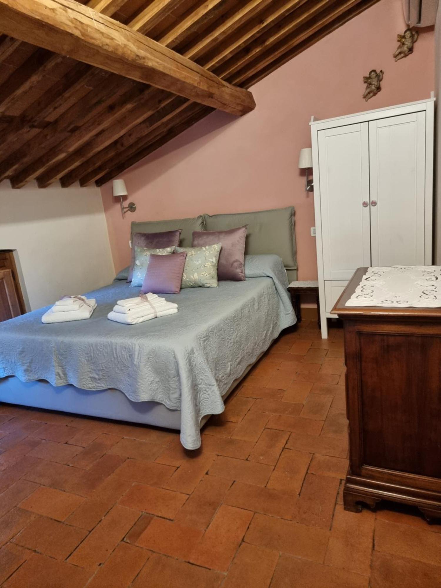 Rustico Ristrutturato vicino al centro con parcheggio Lucca Esterno foto